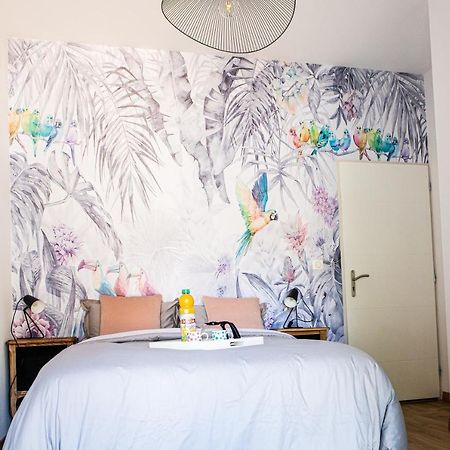 Chambre privée au coeur du vignoble Vinzelles Exterior foto